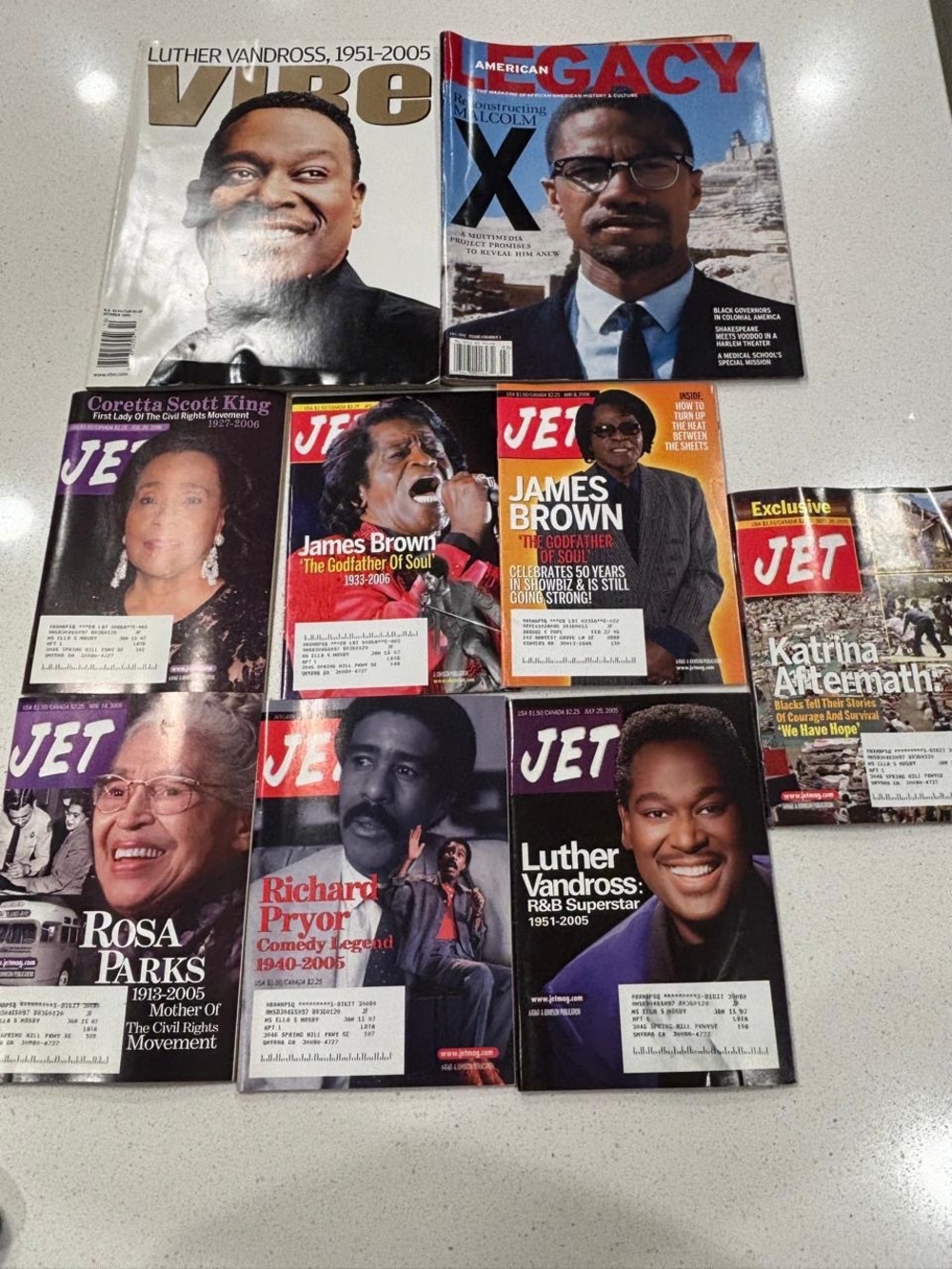 JET Vibe American Legacy Magazine - James Brown Luther Vandross #R58